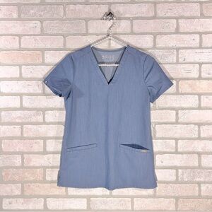 Figs Casma Three Pocket Scrub Top in Blue Size XXS
